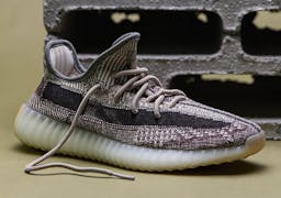 Yeezy Laces - Where to buy and lacing techniques